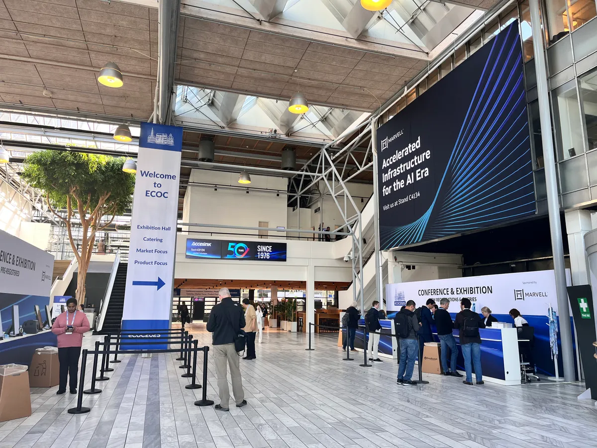 ECOC 2025 — DYS booth