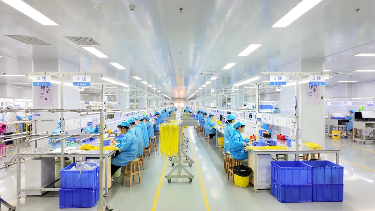 MPO / patch cord assembly