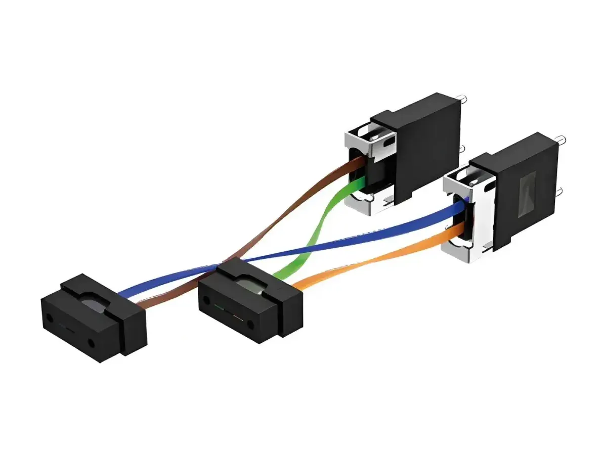 DYS MT ferrule assembly component for parallel optical transceiver modules